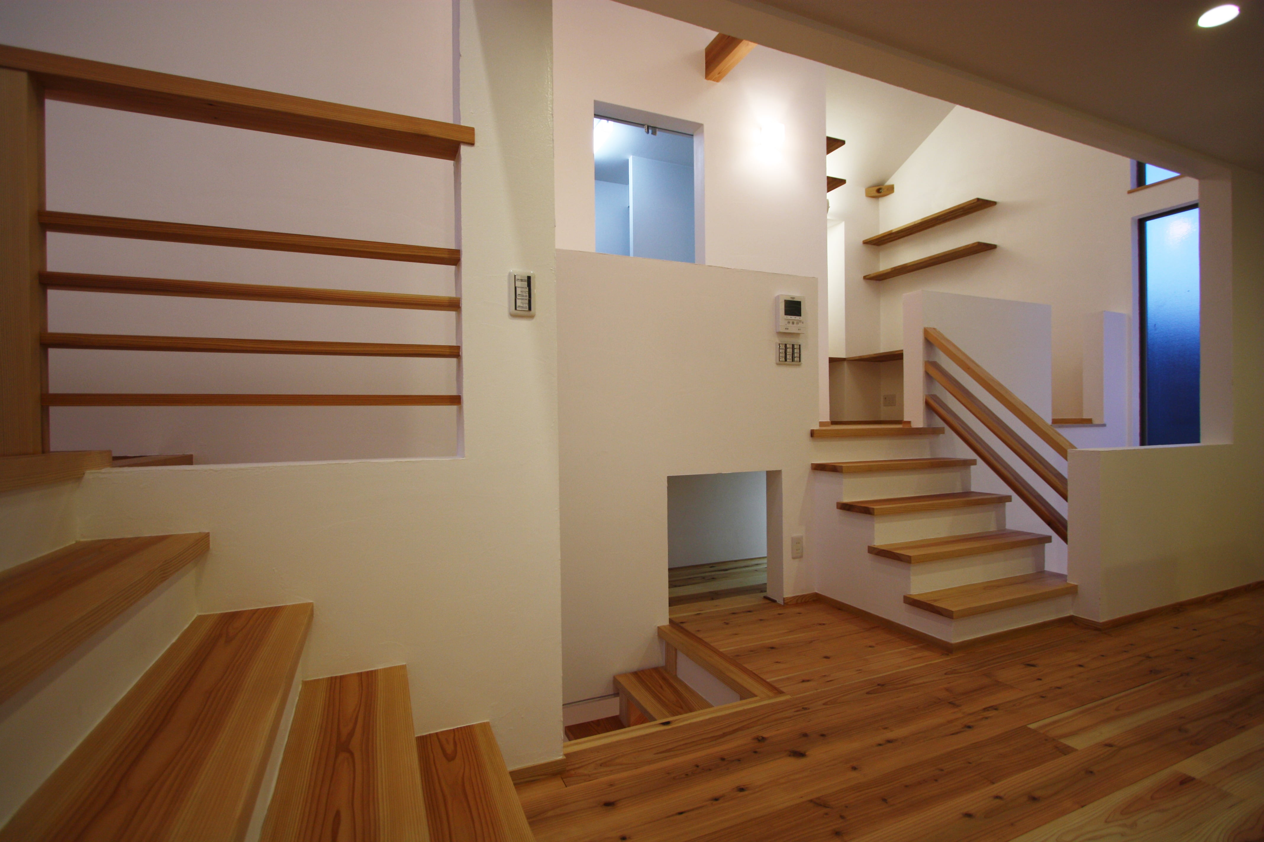 施工写真2枚目　ペットと暮らす地熱の家