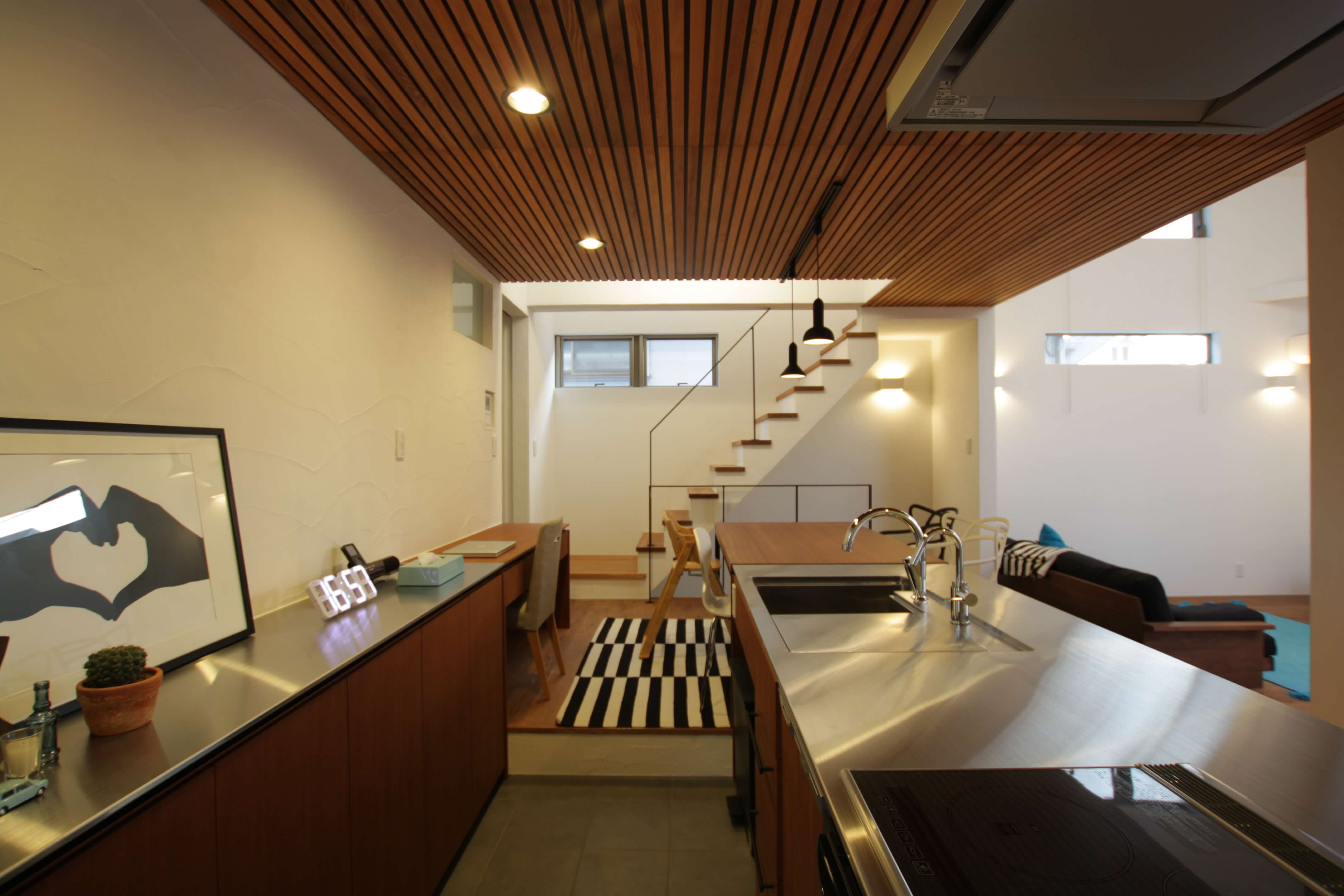 施工写真1枚目　URBAN MODERN