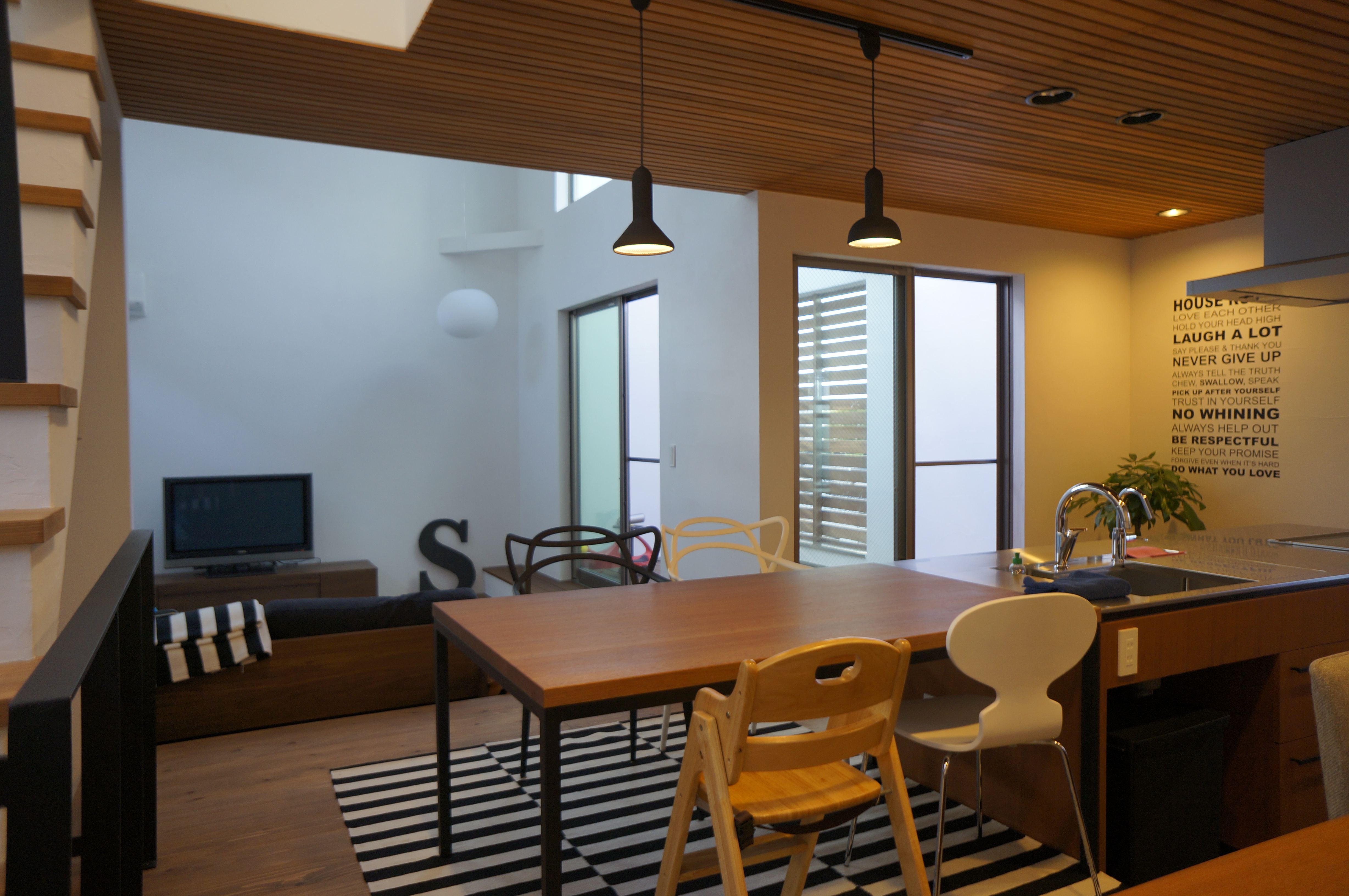 施工写真2枚目　URBAN MODERN