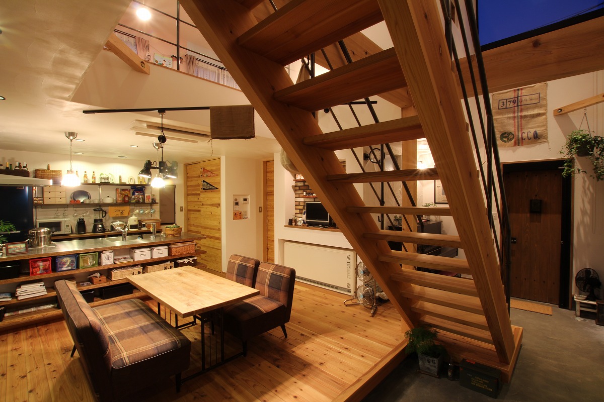 施工写真1枚目　土間のある、ラスティックハウス