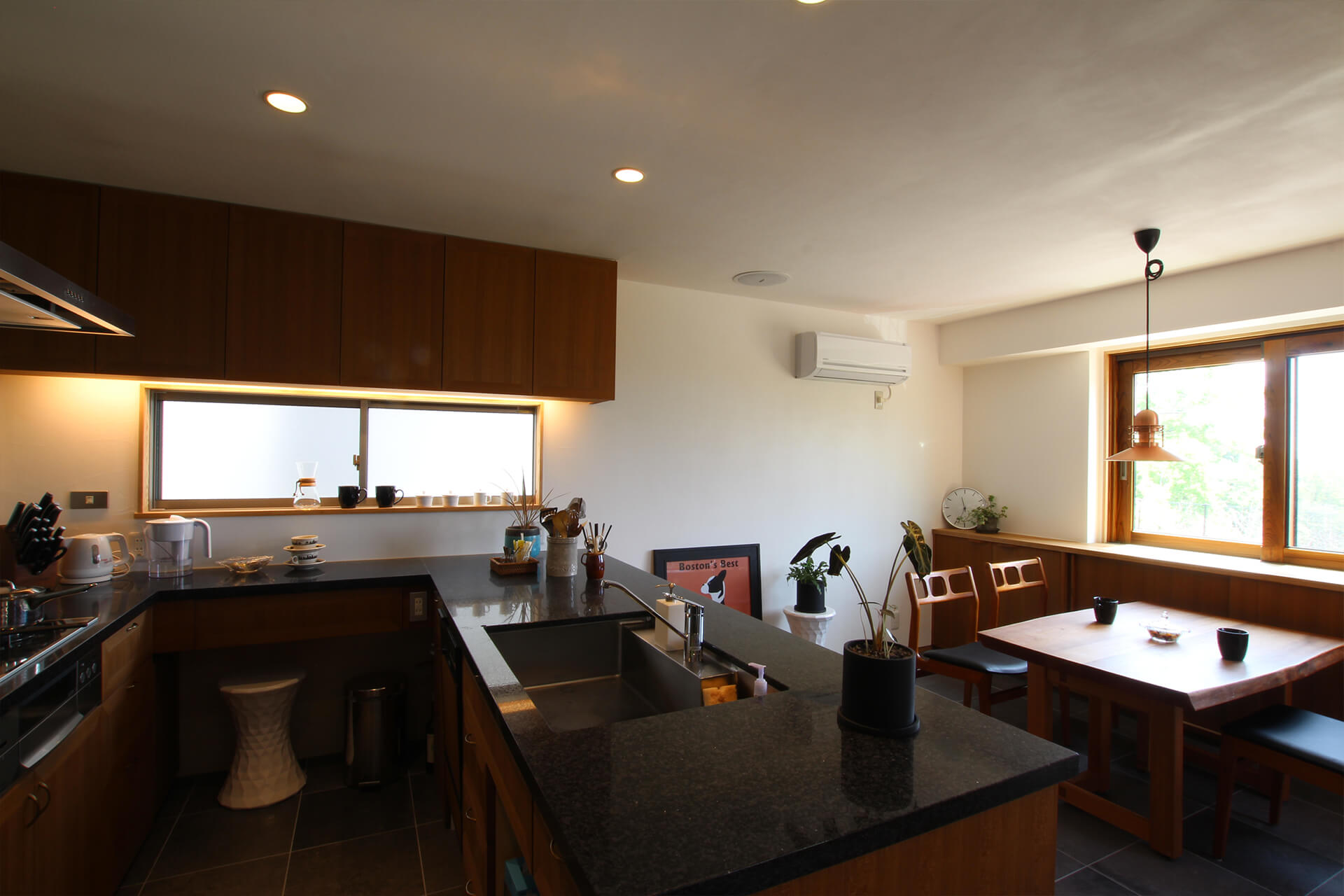 施工写真3枚目　Mid Century Modern