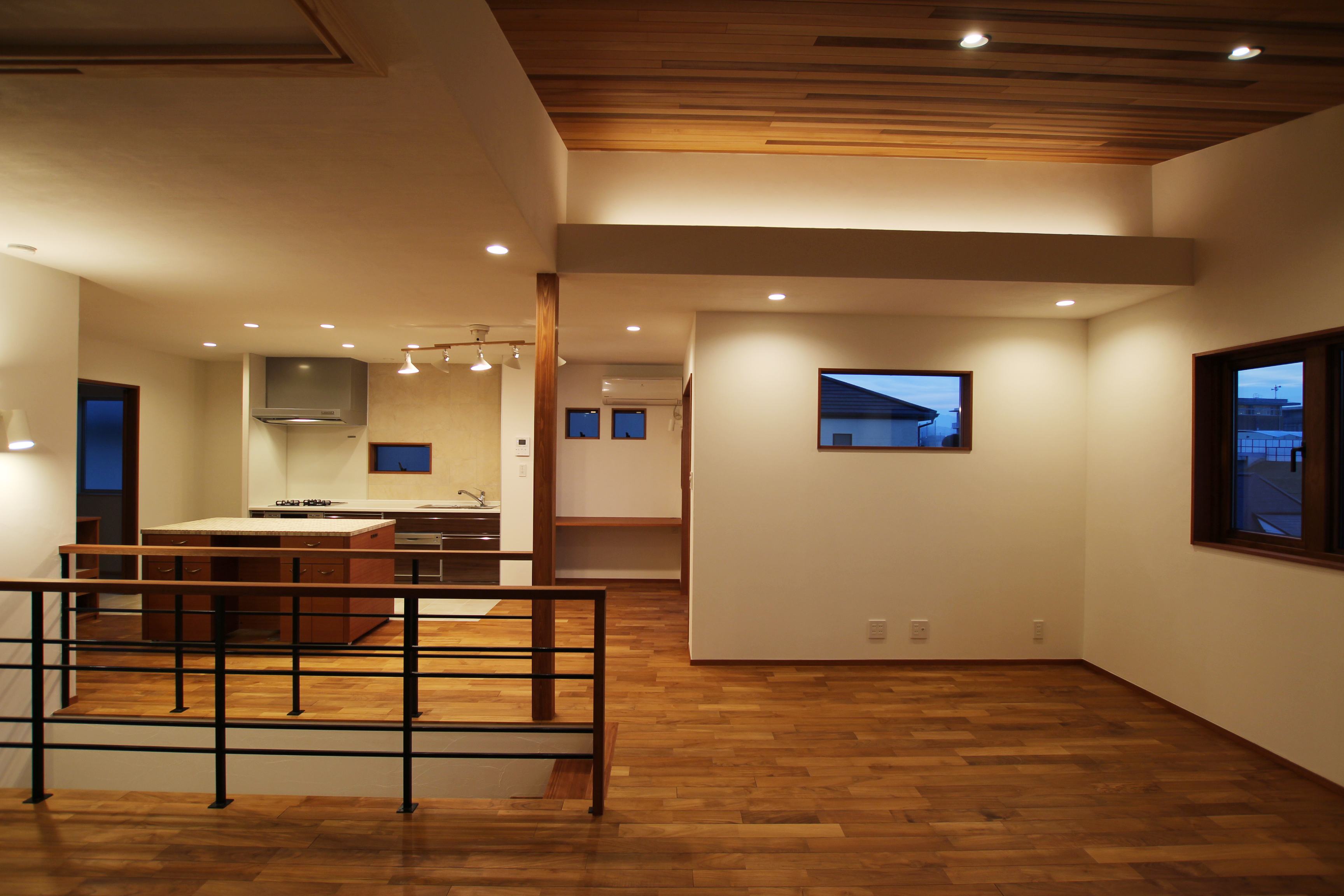 施工写真1枚目　木とともに暮らすSlow cozy House 