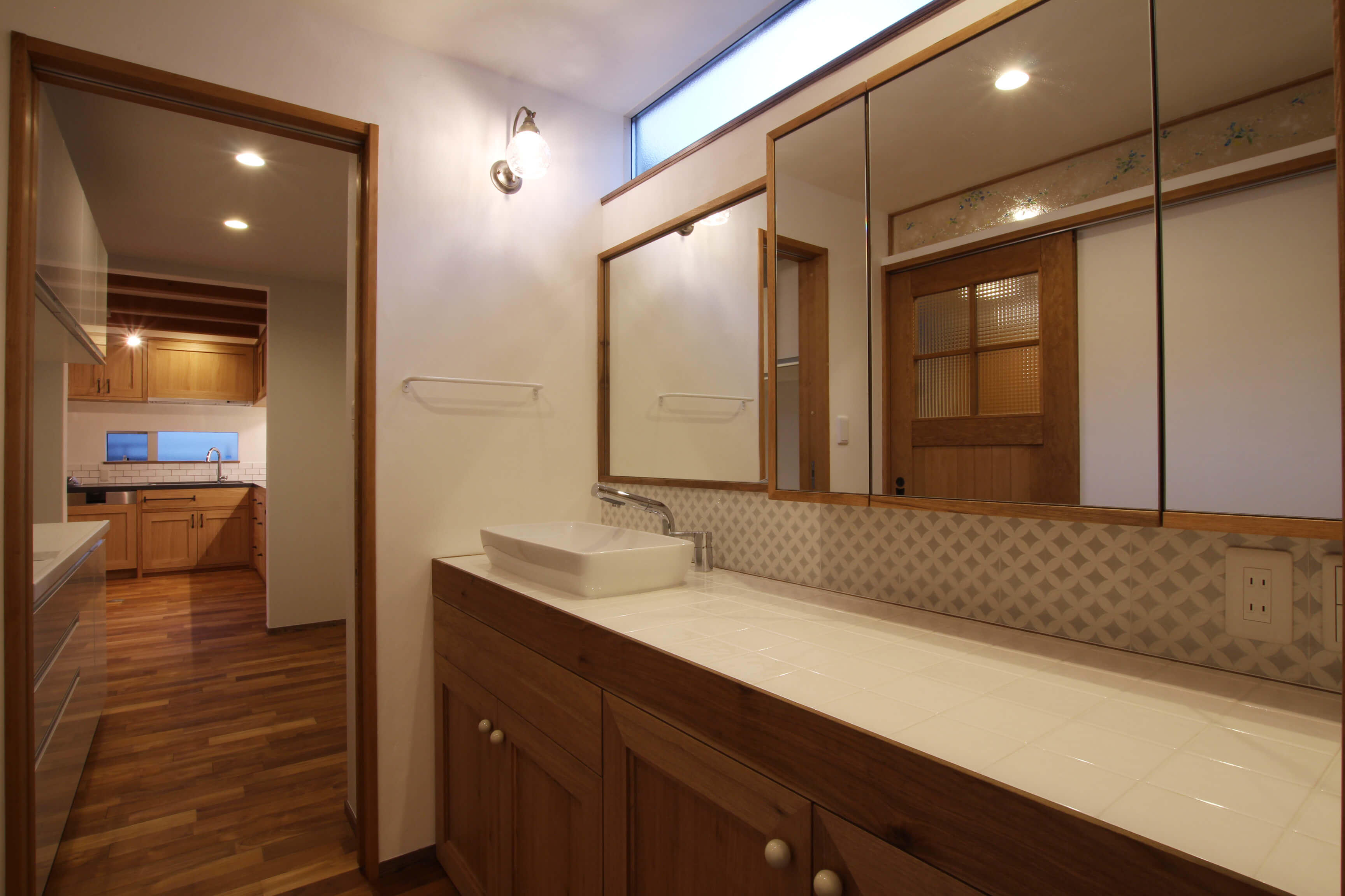 施工写真2枚目　nobel naturalなgarage house