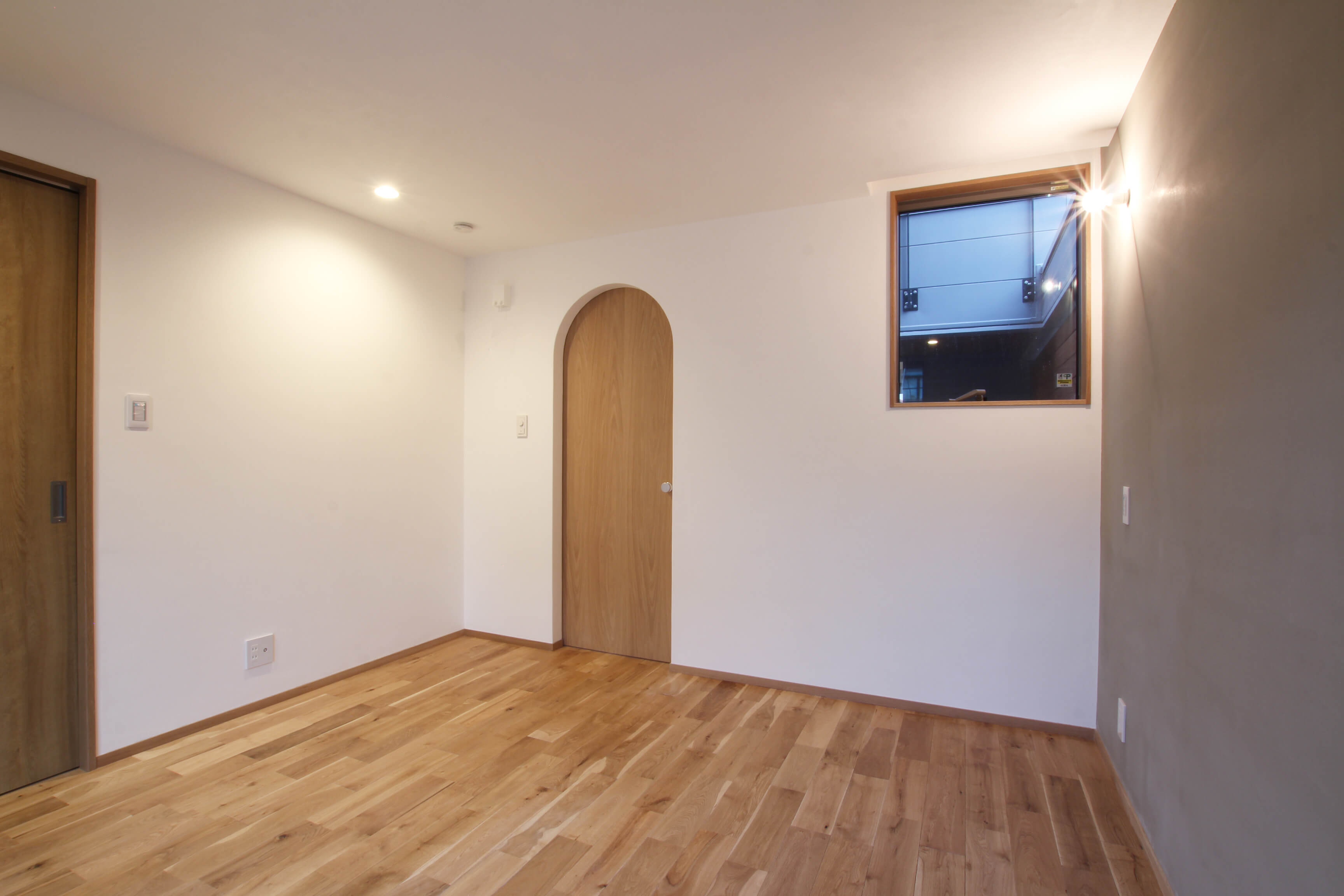 施工写真3枚目　光がそそぐ三角屋根のおうち 