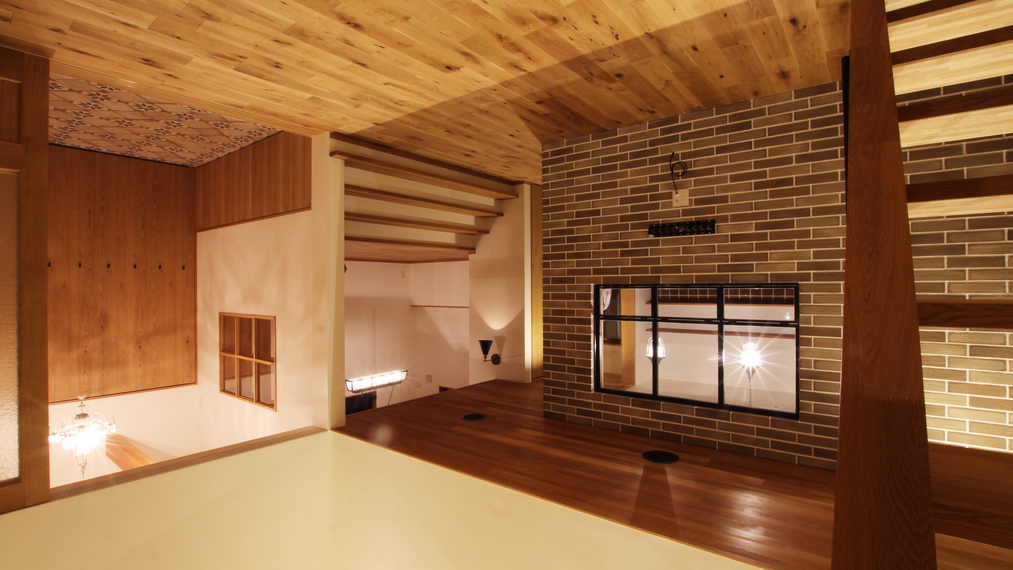 施工写真3枚目　Full Frontal Living 