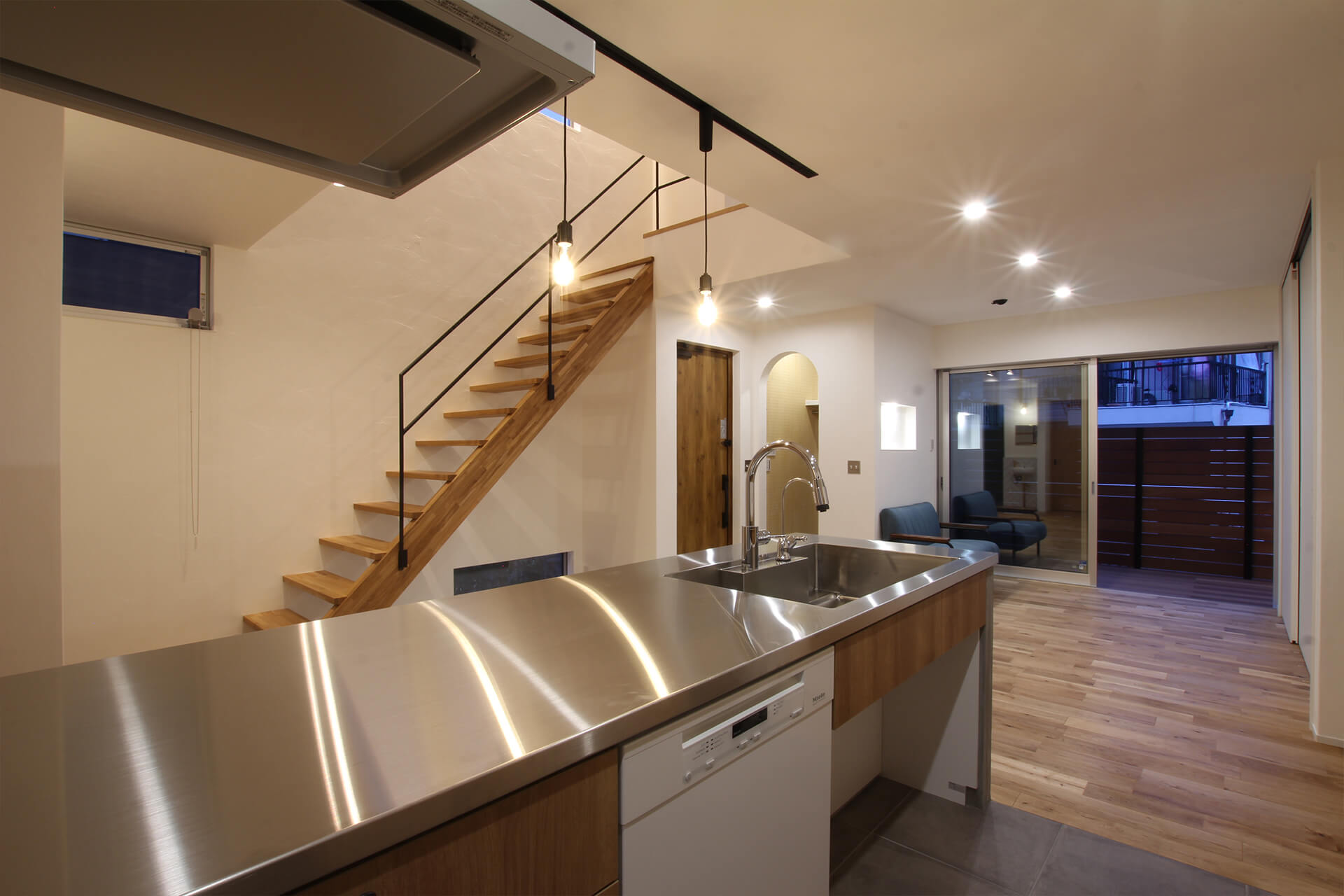 施工写真2枚目　Link House