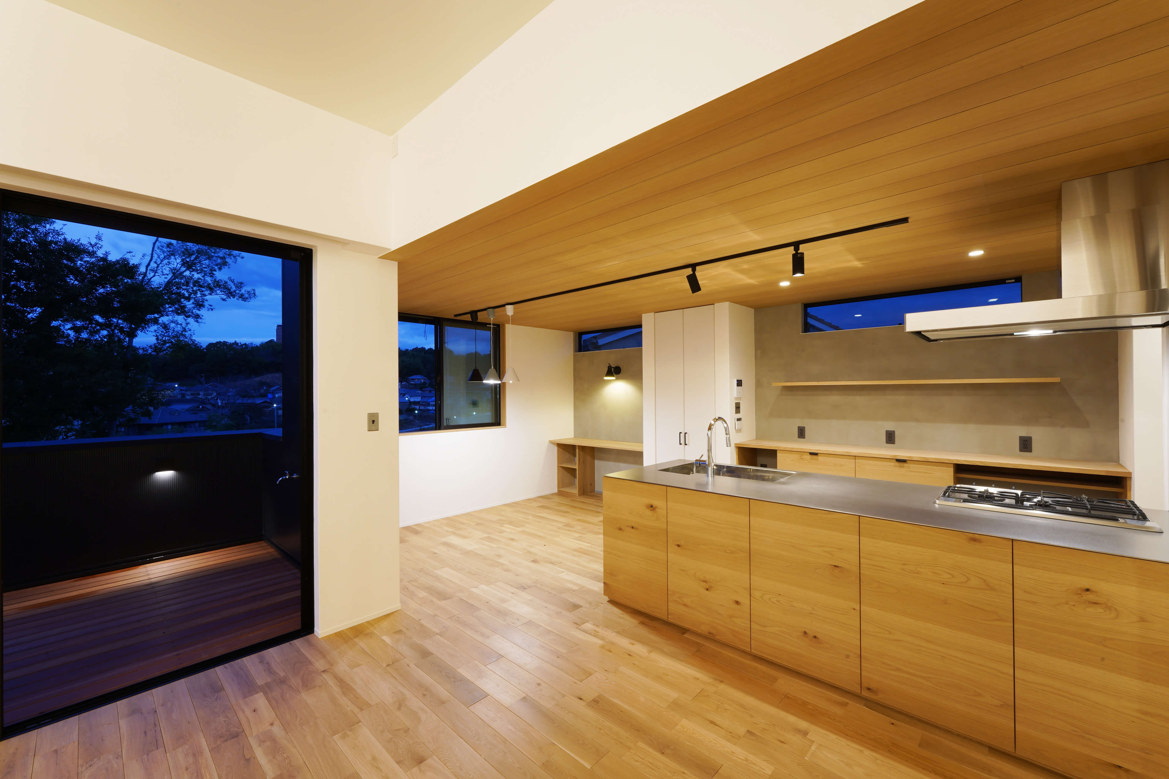 施工写真1枚目　Rustic Modern 