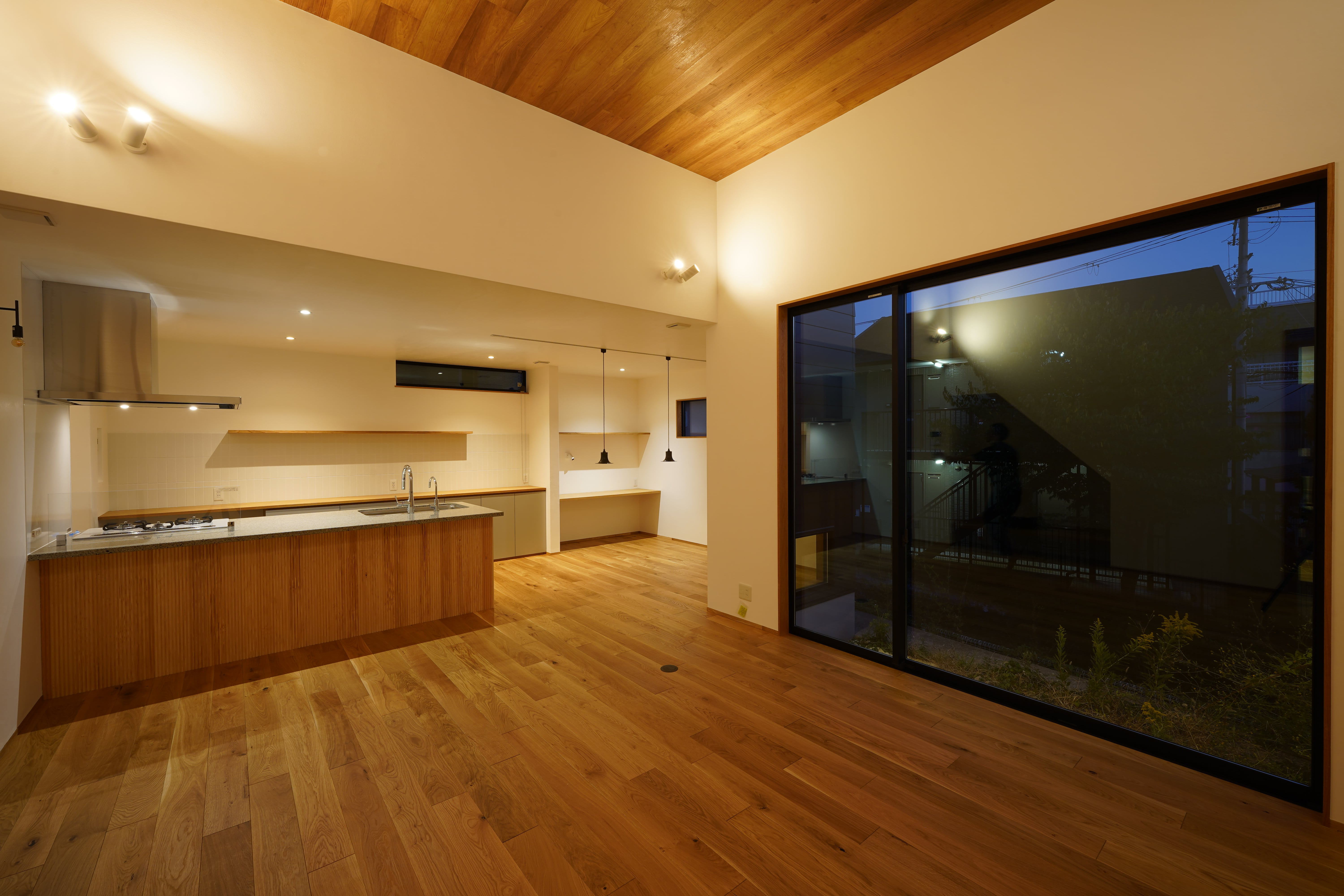 施工写真1枚目　NUETL’ KOTI