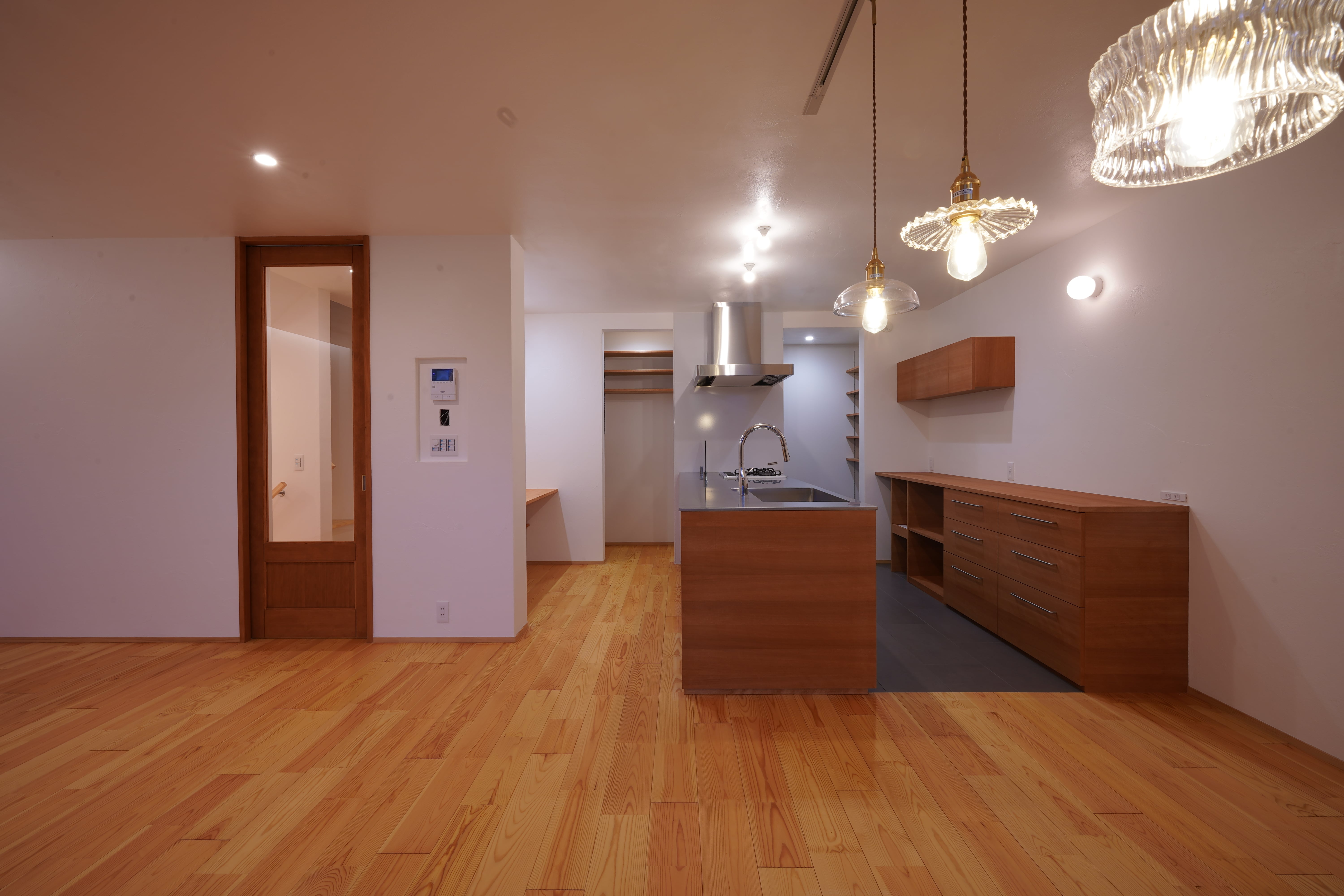 施工写真2枚目　 urban serenity